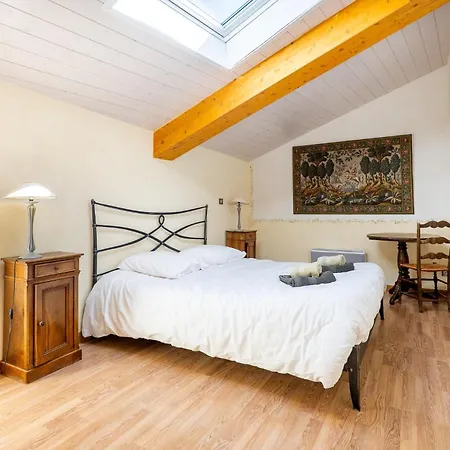 Apartment La Ferme D'estafinette Redortiers
